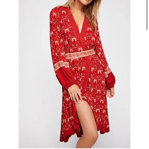 Spell Jewel Soirée Dress - Picture 6 of 16